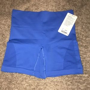 Lululemon size 8: Sculpt Short.